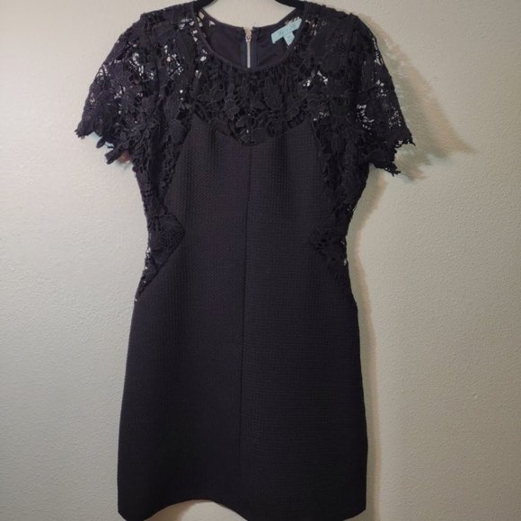 She + Sky Black Textured Lace Mini Dress M - Picture 1 of 5